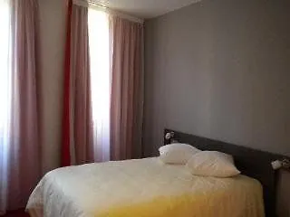 オテル ル クチュア 3*