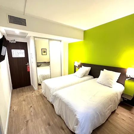 Le Cousture Hotell 3*