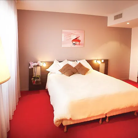 Le Cousture 3* Tuluza