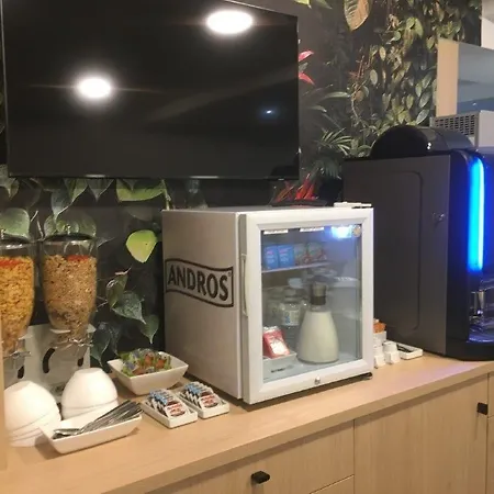 库斯蒂尔酒店 酒店 3*