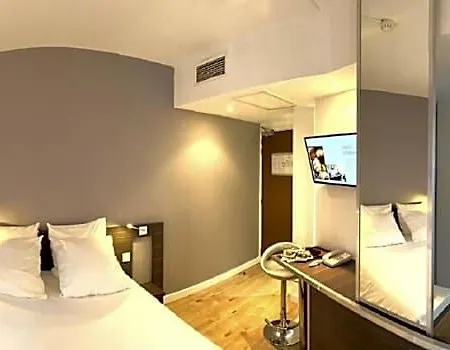 Le Cousture Hotel