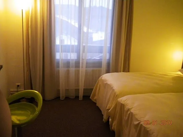 オテル ル クチュア 3*