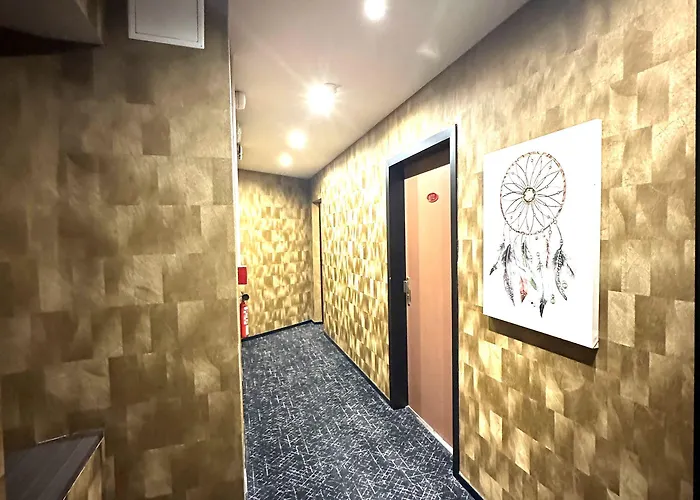 Отель Le Cousture 3*